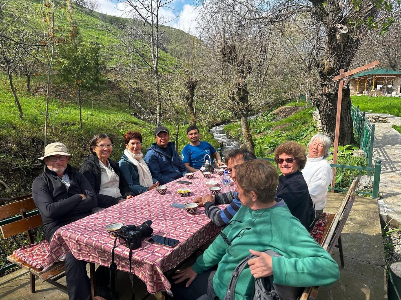 Hayat Guesthouse Nuratau Mountain Yukary-Ukhum Dış mekan fotoğraf