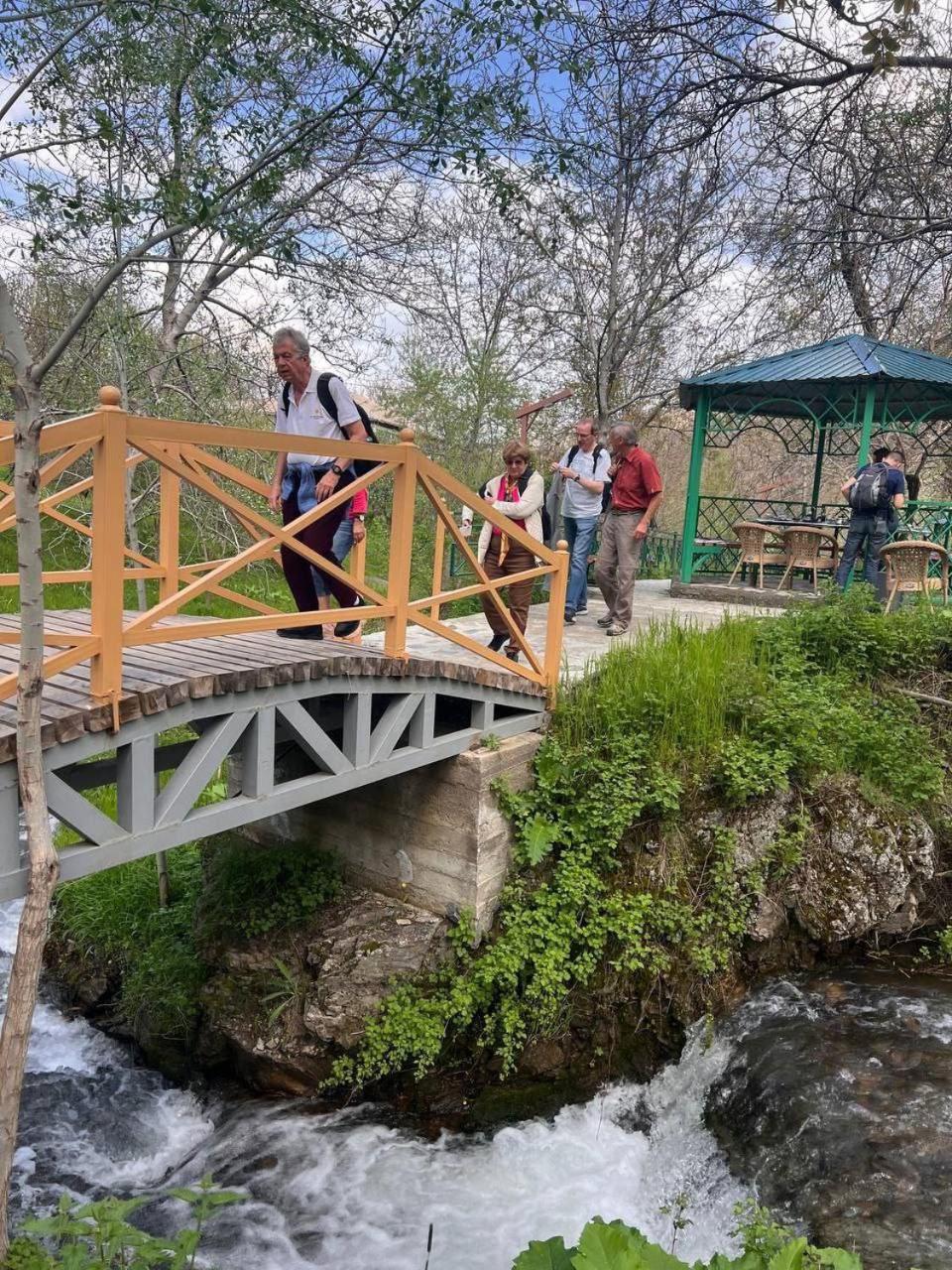 Hayat Guesthouse Nuratau Mountain Yukary-Ukhum Dış mekan fotoğraf