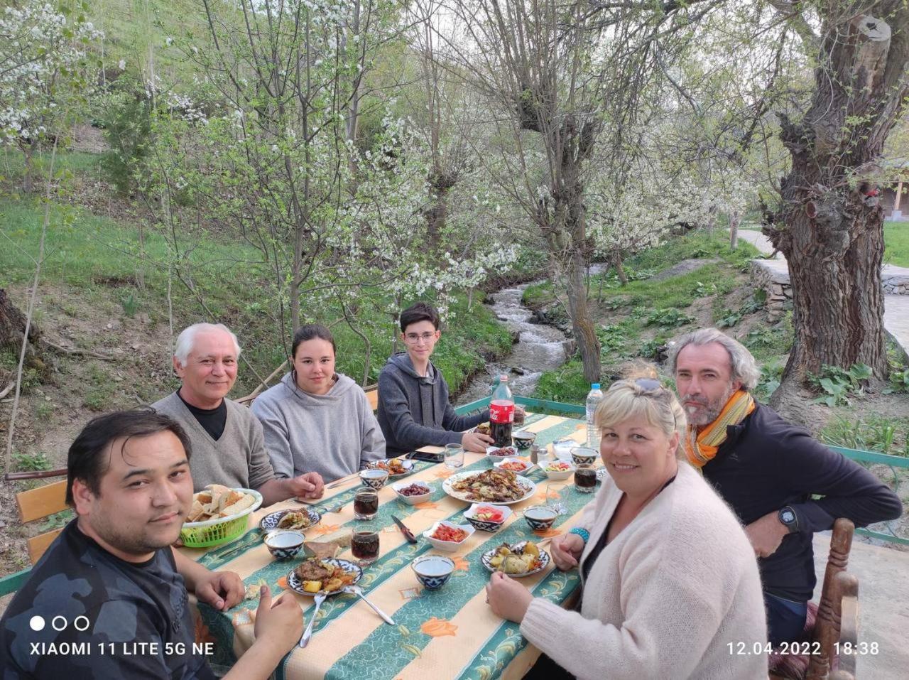 Hayat Guesthouse Nuratau Mountain Yukary-Ukhum Dış mekan fotoğraf