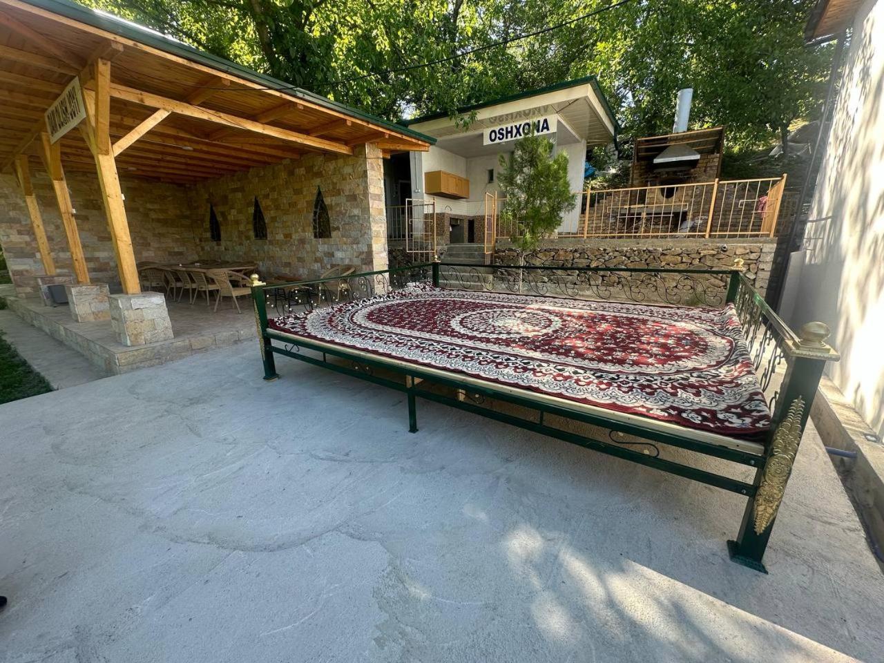 Hayat Guesthouse Nuratau Mountain Yukary-Ukhum Dış mekan fotoğraf